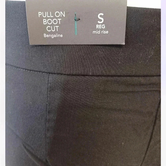 Maurices Mid Rise Boot Cut Stretch Black Pull On Pants  Size Small Reg - Picture 12 of 13
